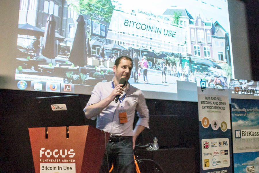Patrick van der Meijde - Bitcoin spreker op congres in Arnhem - Bitcoin in Use (2016)